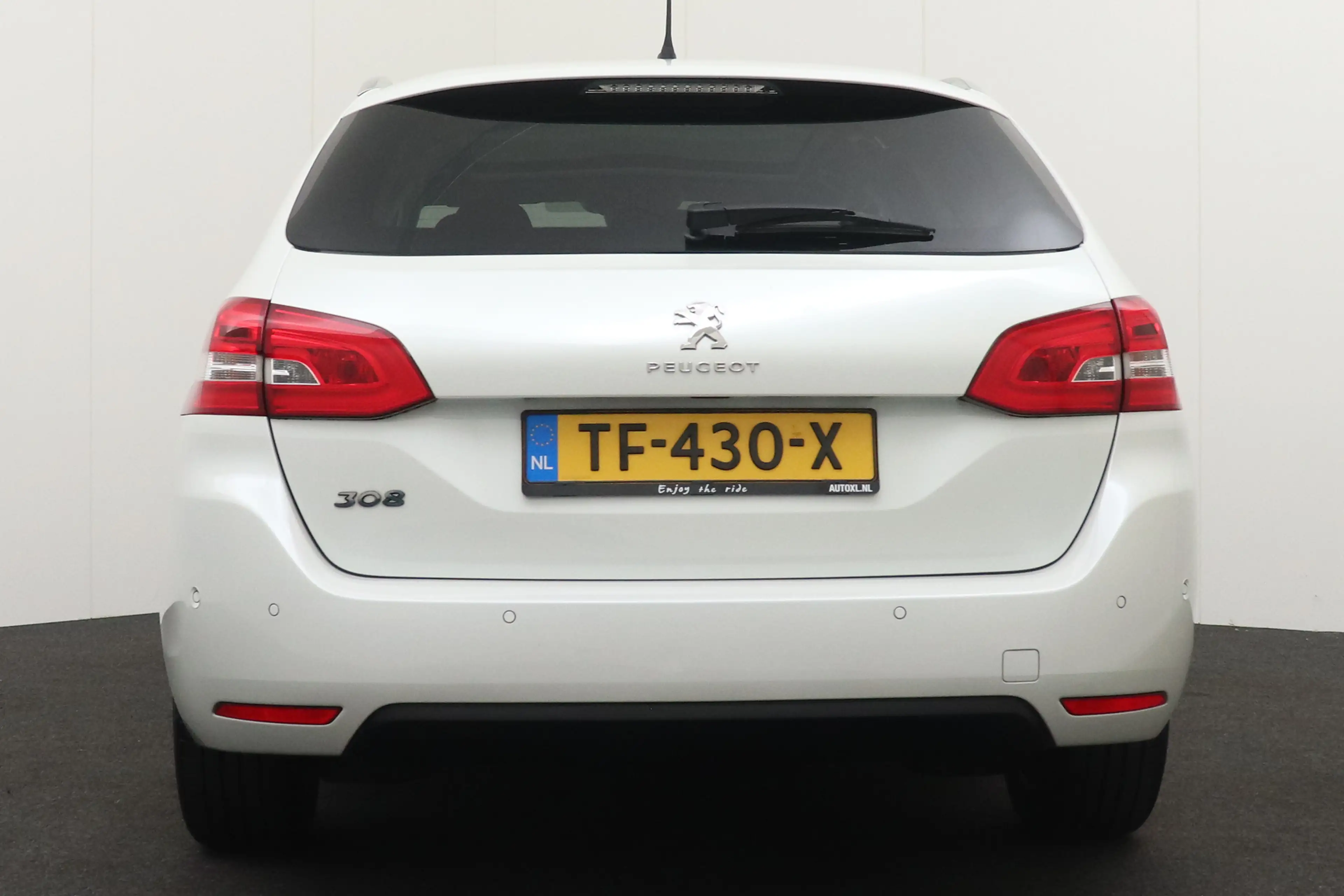 Peugeot 308 SW 1.2T 111 PK Executive Pano-dak Carplay Navi — photo 4