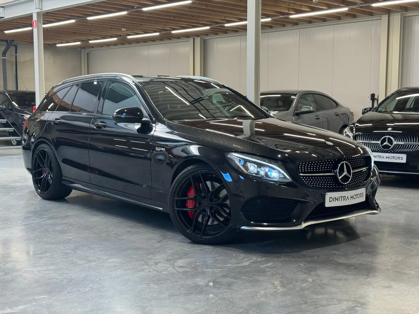 Mercedes-Benz C 43 AMG AMG C 43 4Matic T 9G-TRONIC Zwart - 1