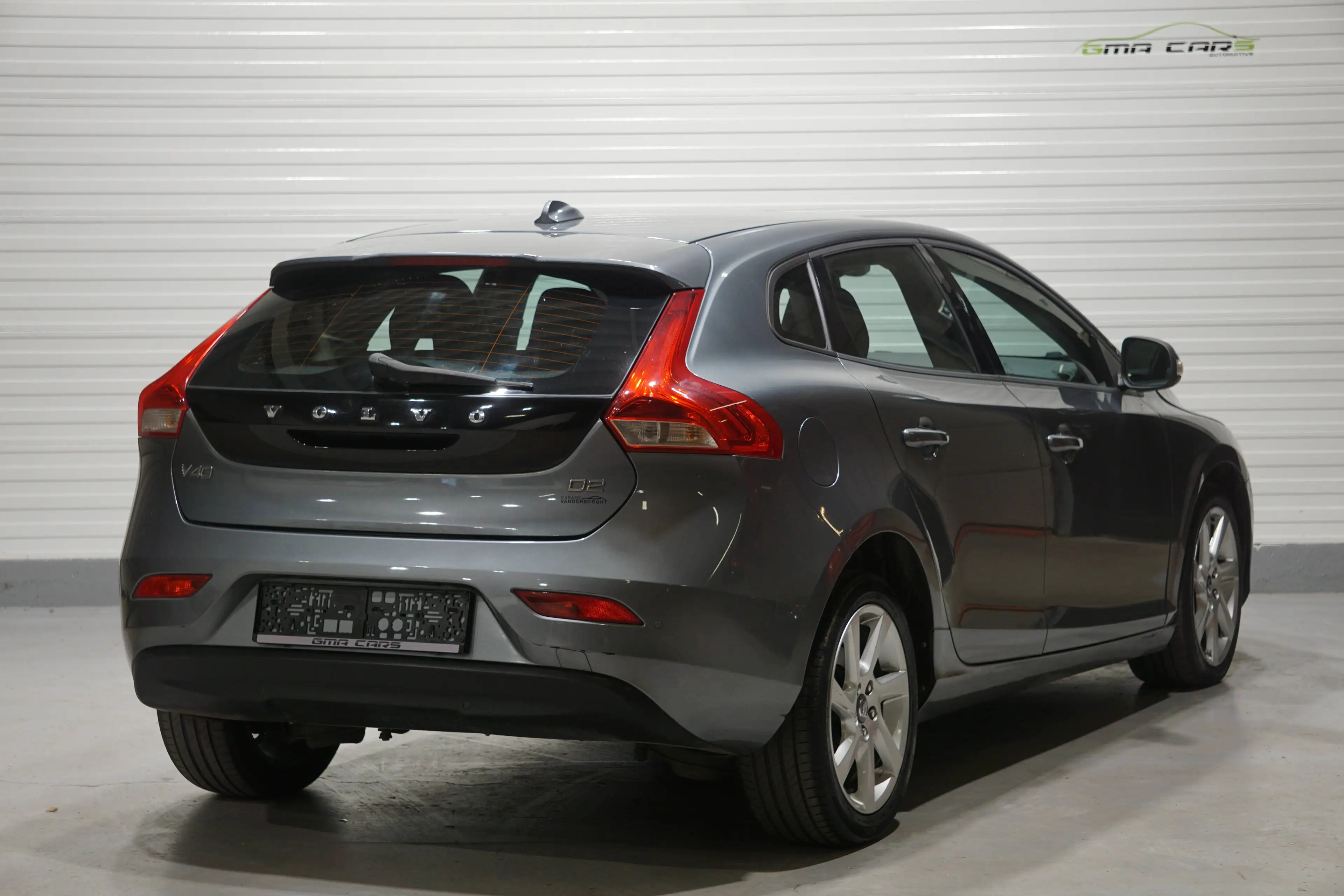 Volvo V40 V40 2.0 D2 Eco-Navi-PDC-Cruise-Garantie — photo 2