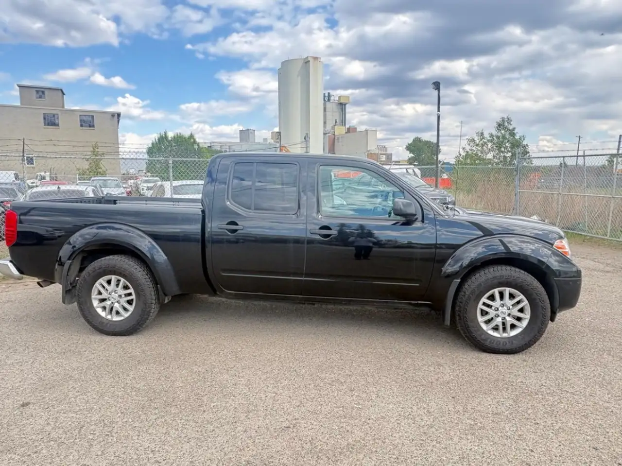 Nissan Frontier снимка Nissan Frontier