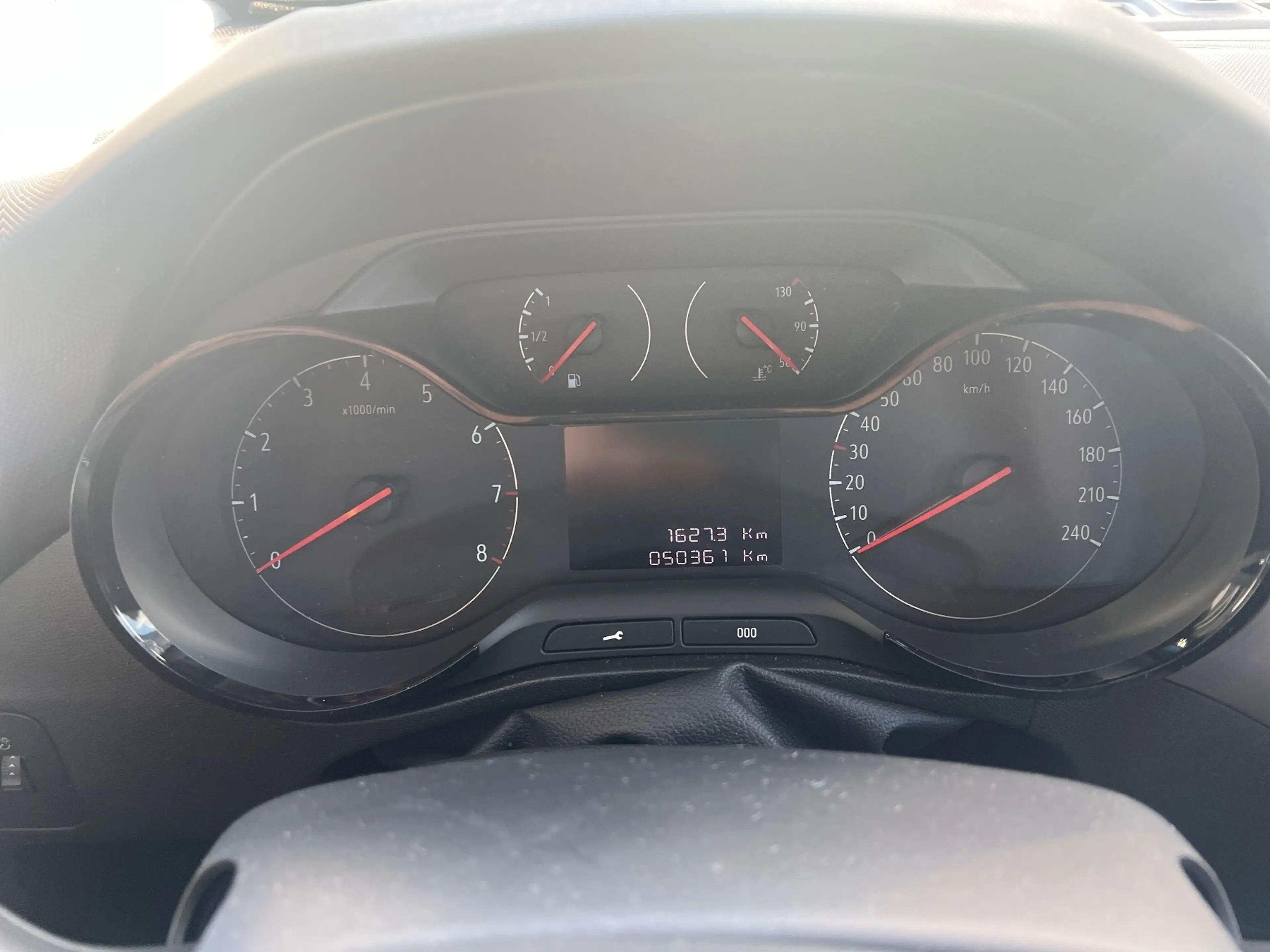 Opel Crossland X 1.2 Turbo Edition S/S — photo 8