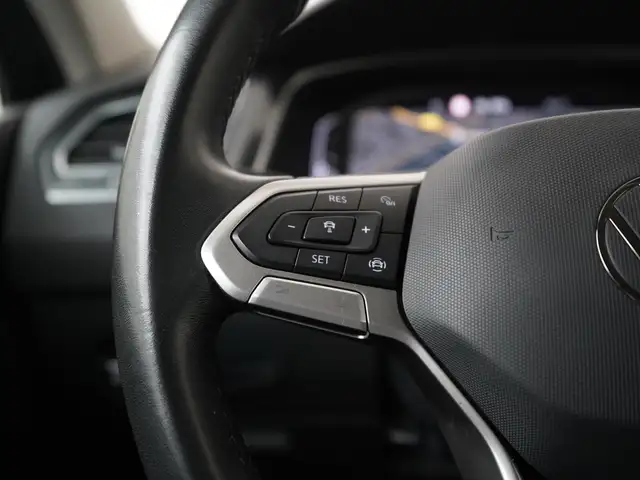 Volkswagen Tiguan view 9
