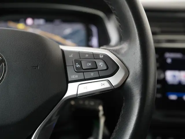 Volkswagen Tiguan view 10