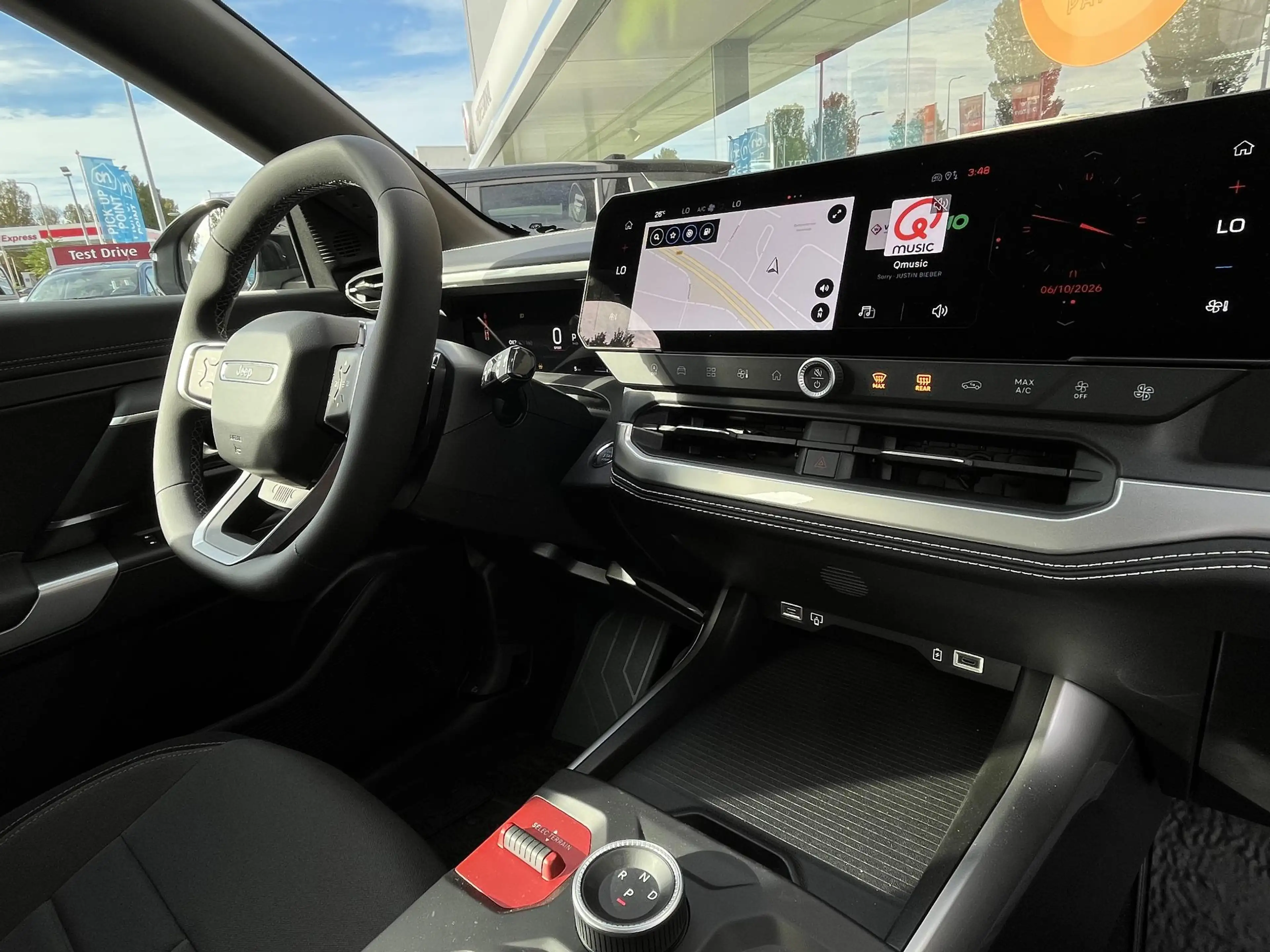Jeep Compass 1.2 e-Hybrid Summit | Apple/Android | Adaptive cru — photo 2