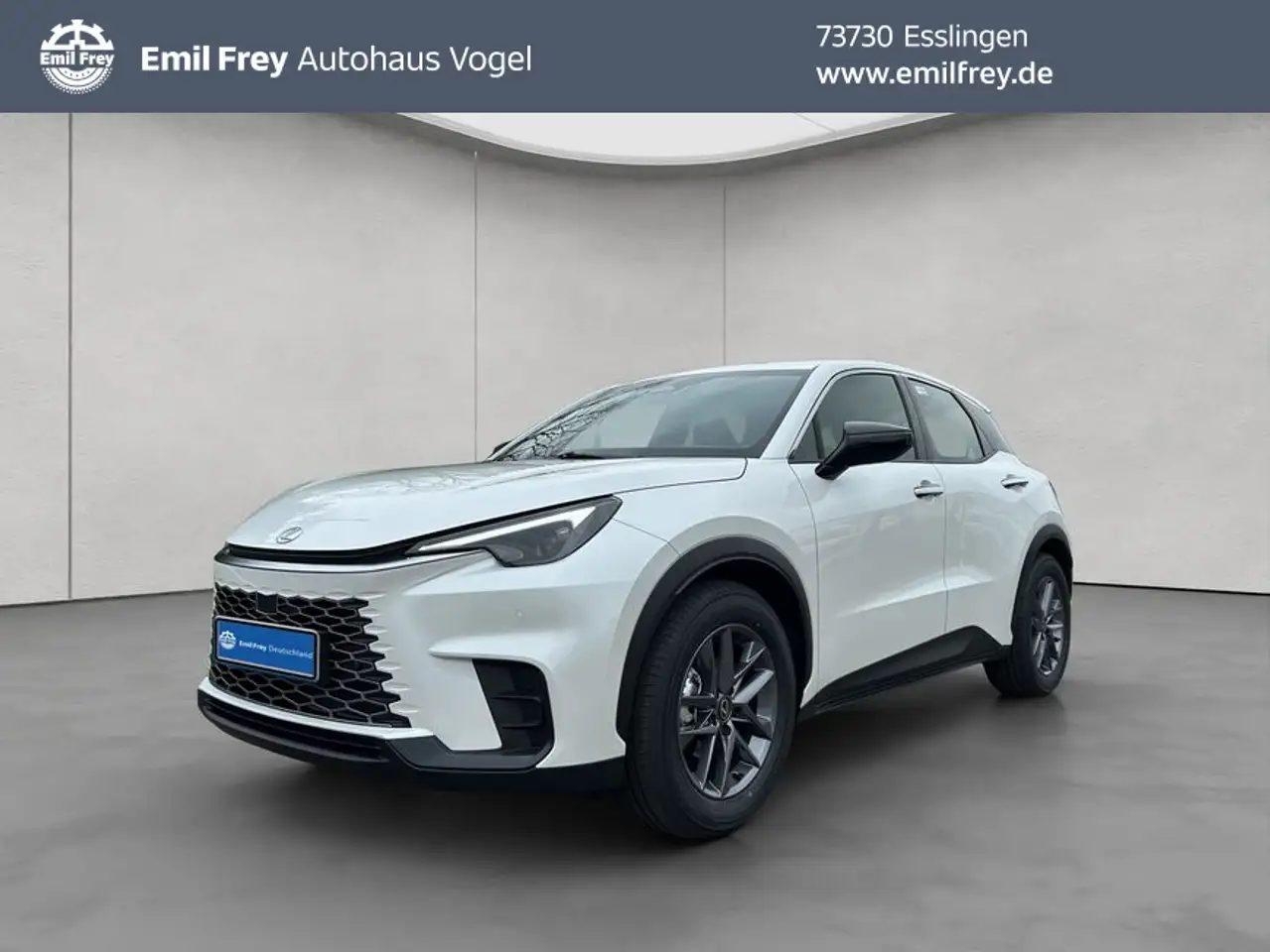 Lexus LBX 1.5 Hybrid e-CVT (136PS)