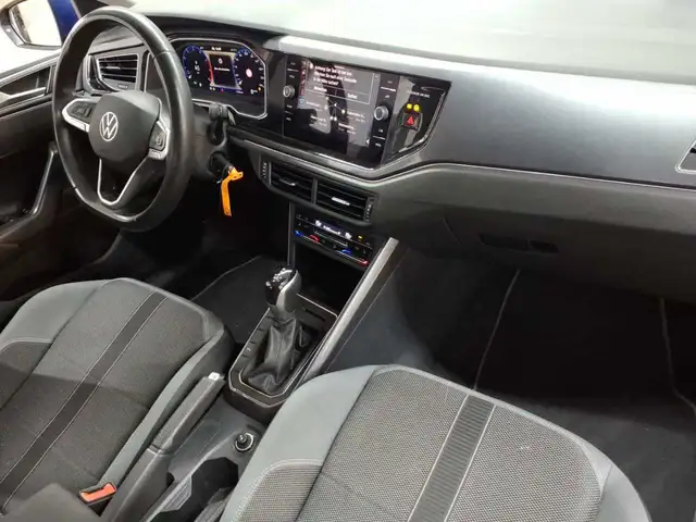 Volkswagen Polo view 9