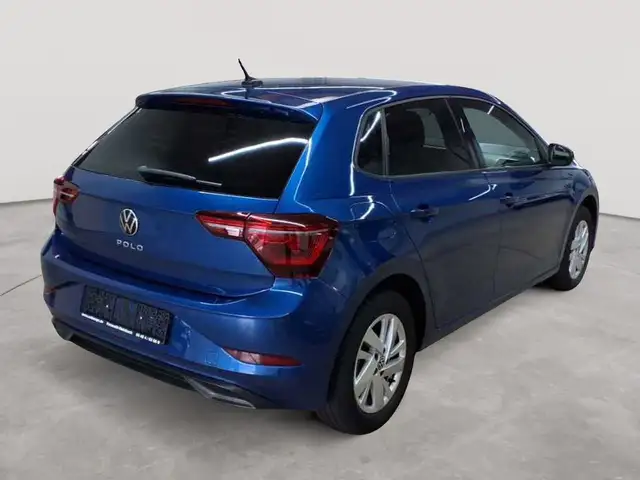 Volkswagen Polo view 4