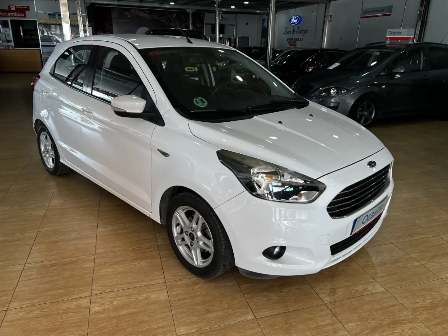 Ford Ka/Ka+ Ka+ 1.19 Ti-VCT Ultimate Blanco - 1