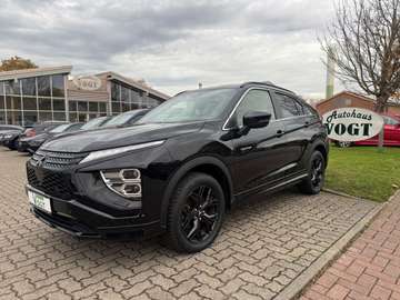 Cross Plus Select Black Hybrid 4WD