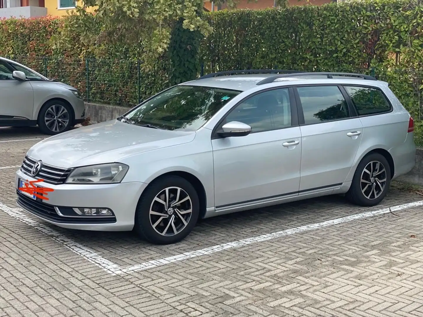 Volkswagen Passat Variant 1.6 tdi bm - 1