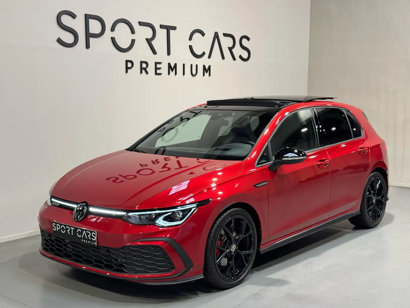 Volkswagen Golf 2.0 TDI 200cv GTD Rojo - 1