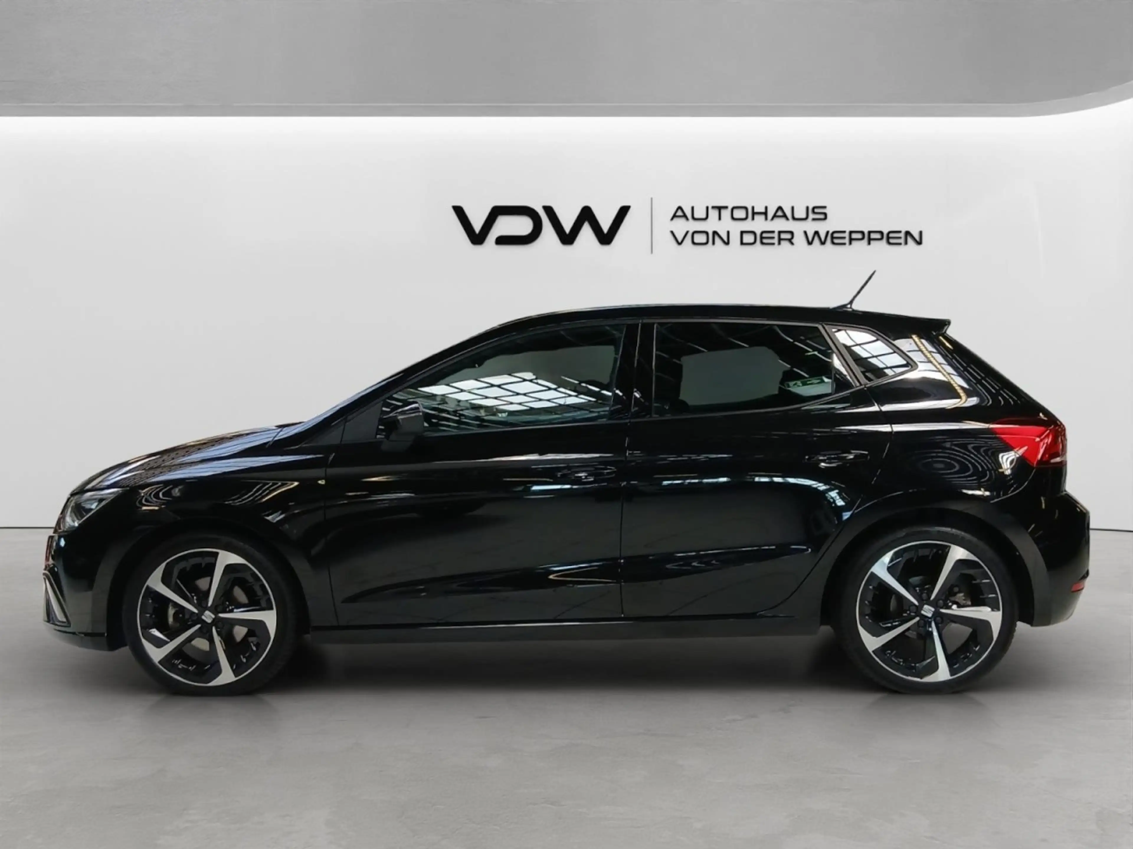 SEAT Ibiza FR/PANO/SHZ Klima Navi Einparkhilfe Panoramadach — photo 3