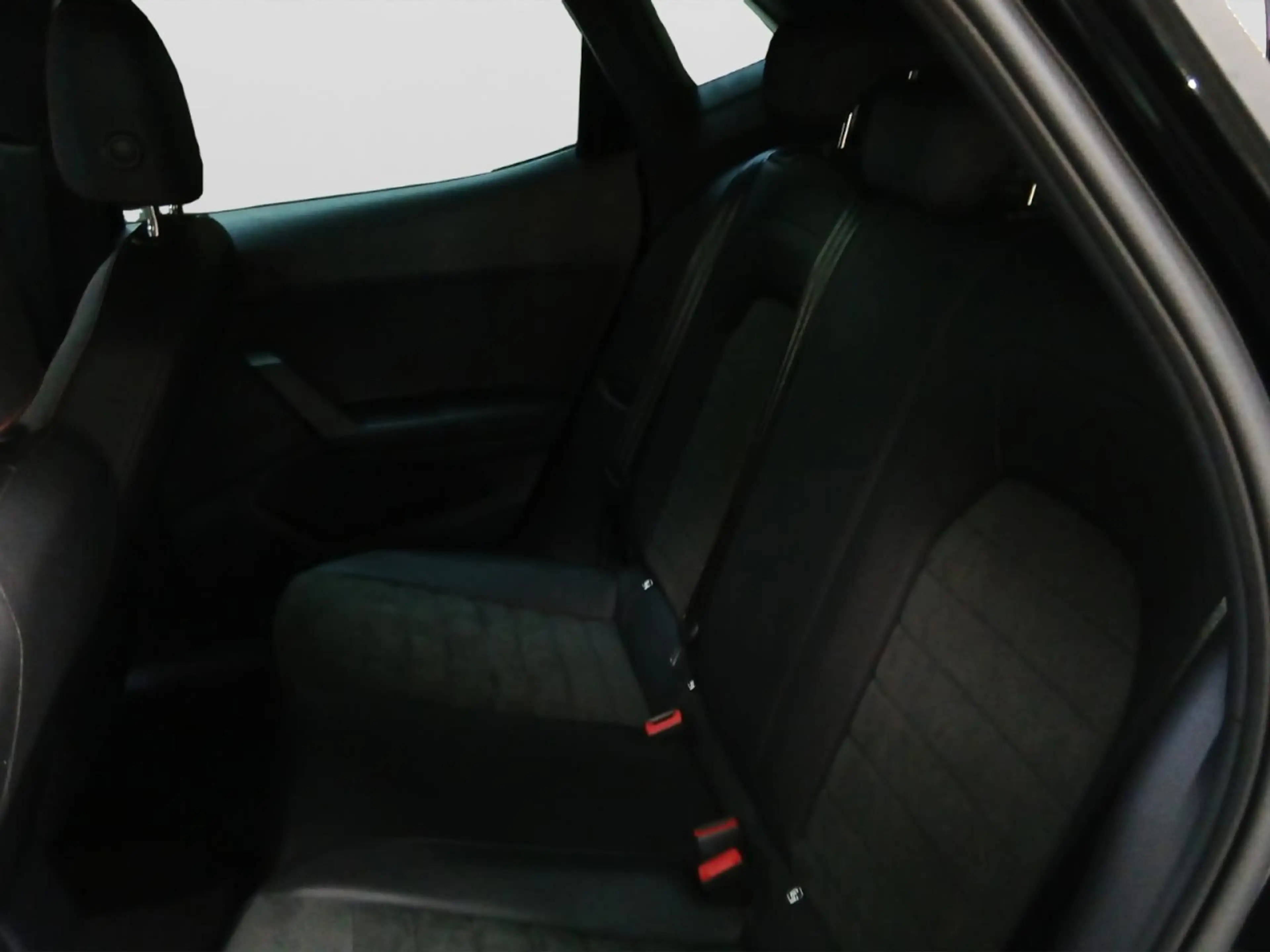 SEAT Ibiza FR/PANO/SHZ Klima Navi Einparkhilfe Panoramadach — photo 14