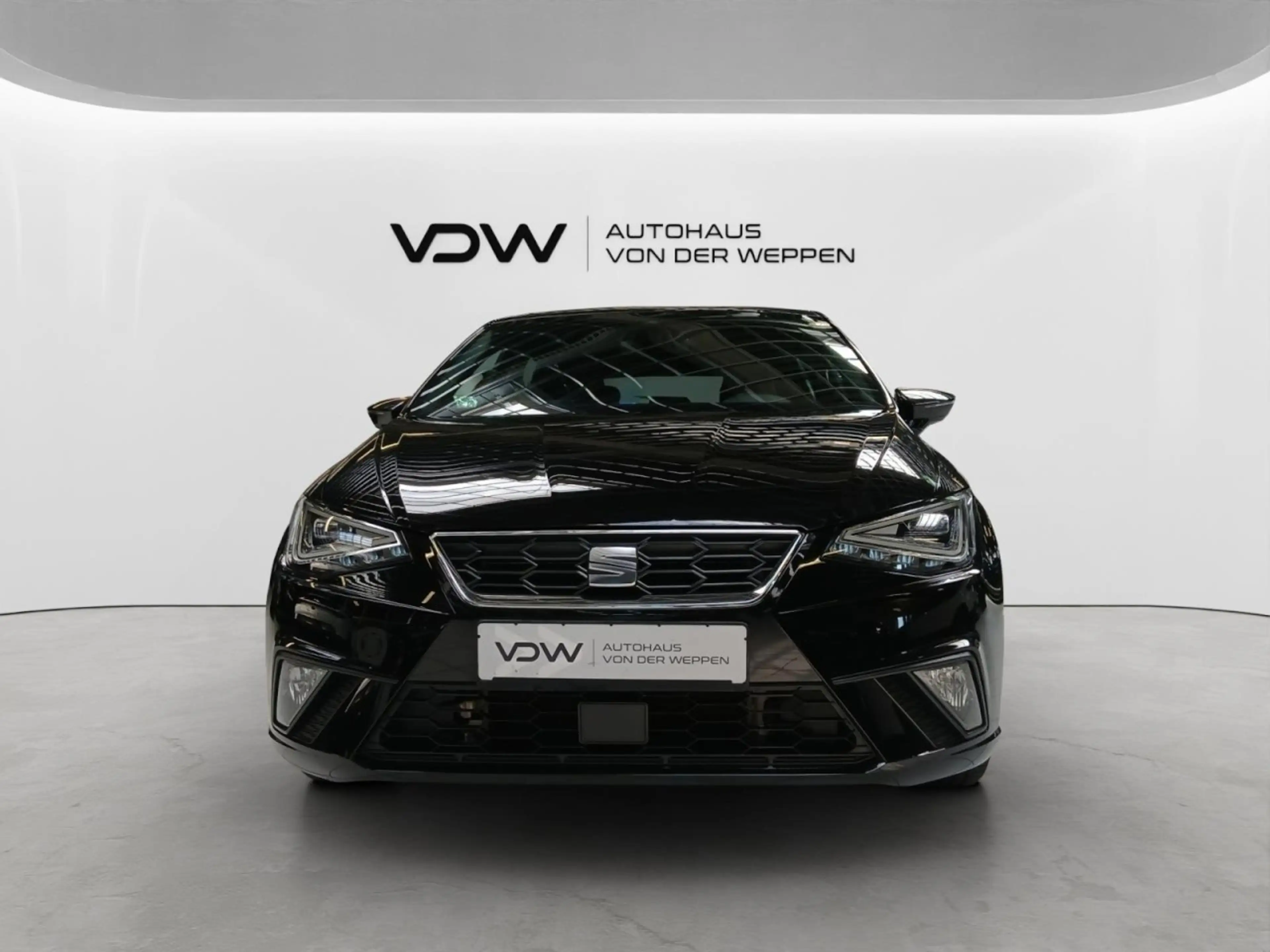 SEAT Ibiza FR/PANO/SHZ Klima Navi Einparkhilfe Panoramadach — photo 2