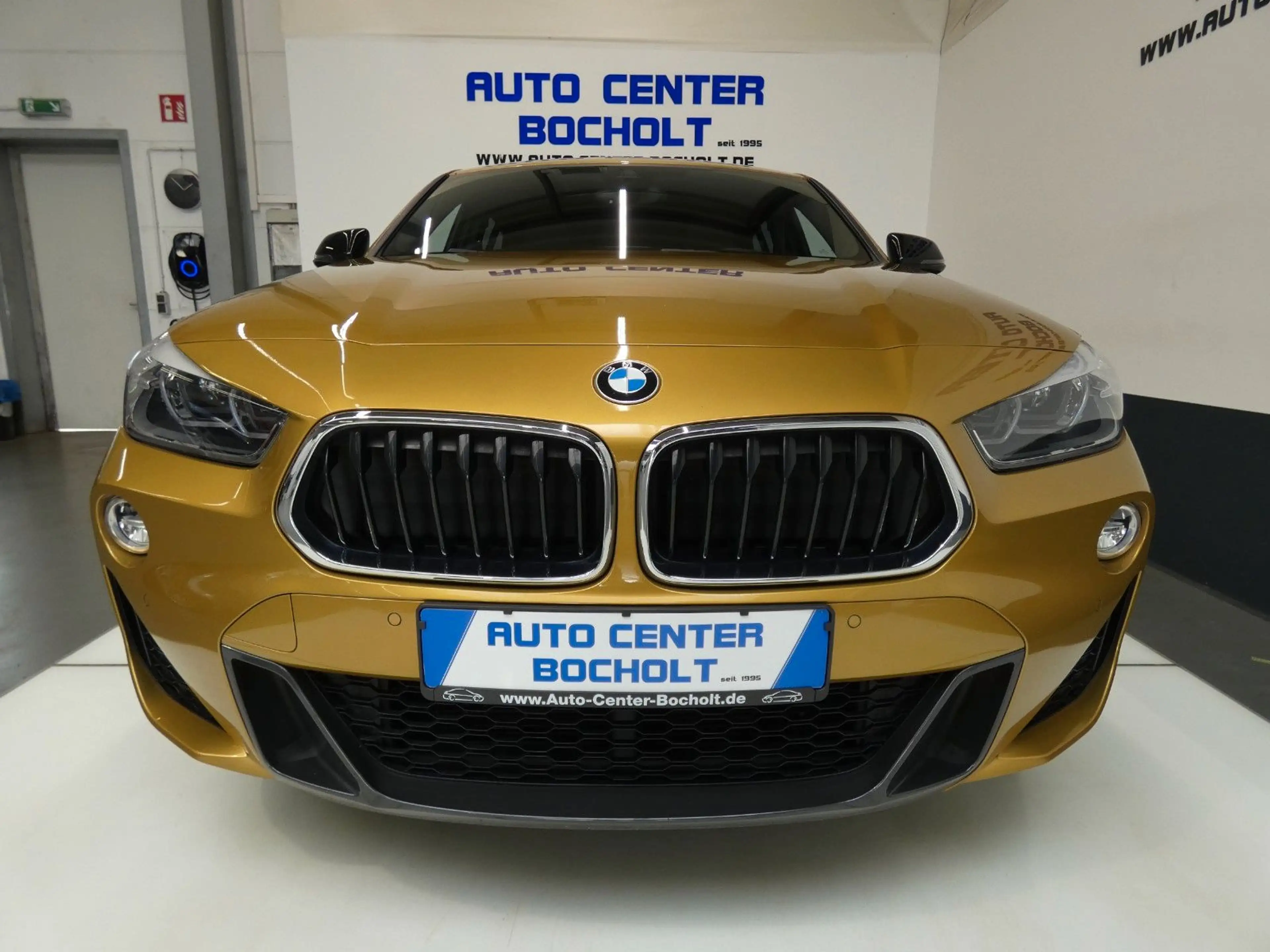 BMW X2 sDrive 20 d M Sport Paket*NaviProf*HUD*HiFi