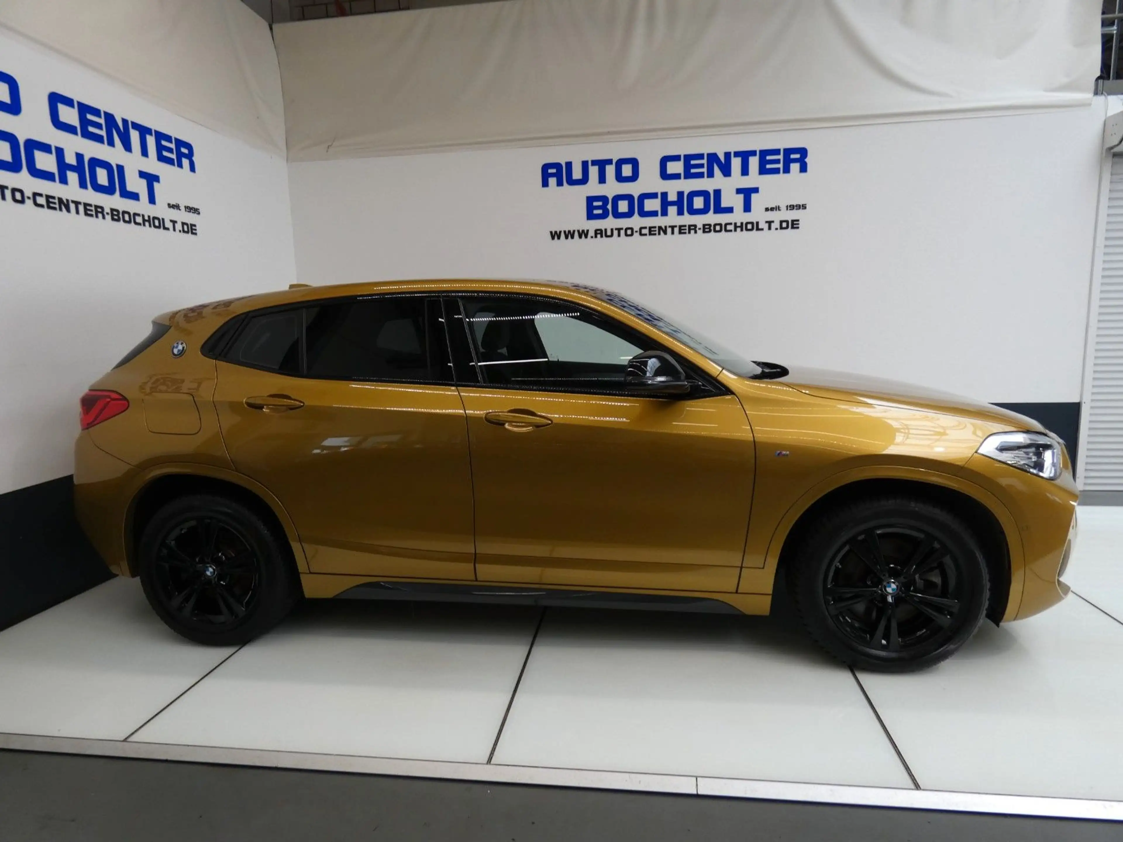 BMW X2 sDrive 20 d M Sport Paket*NaviProf*HUD*HiFi — photo 4
