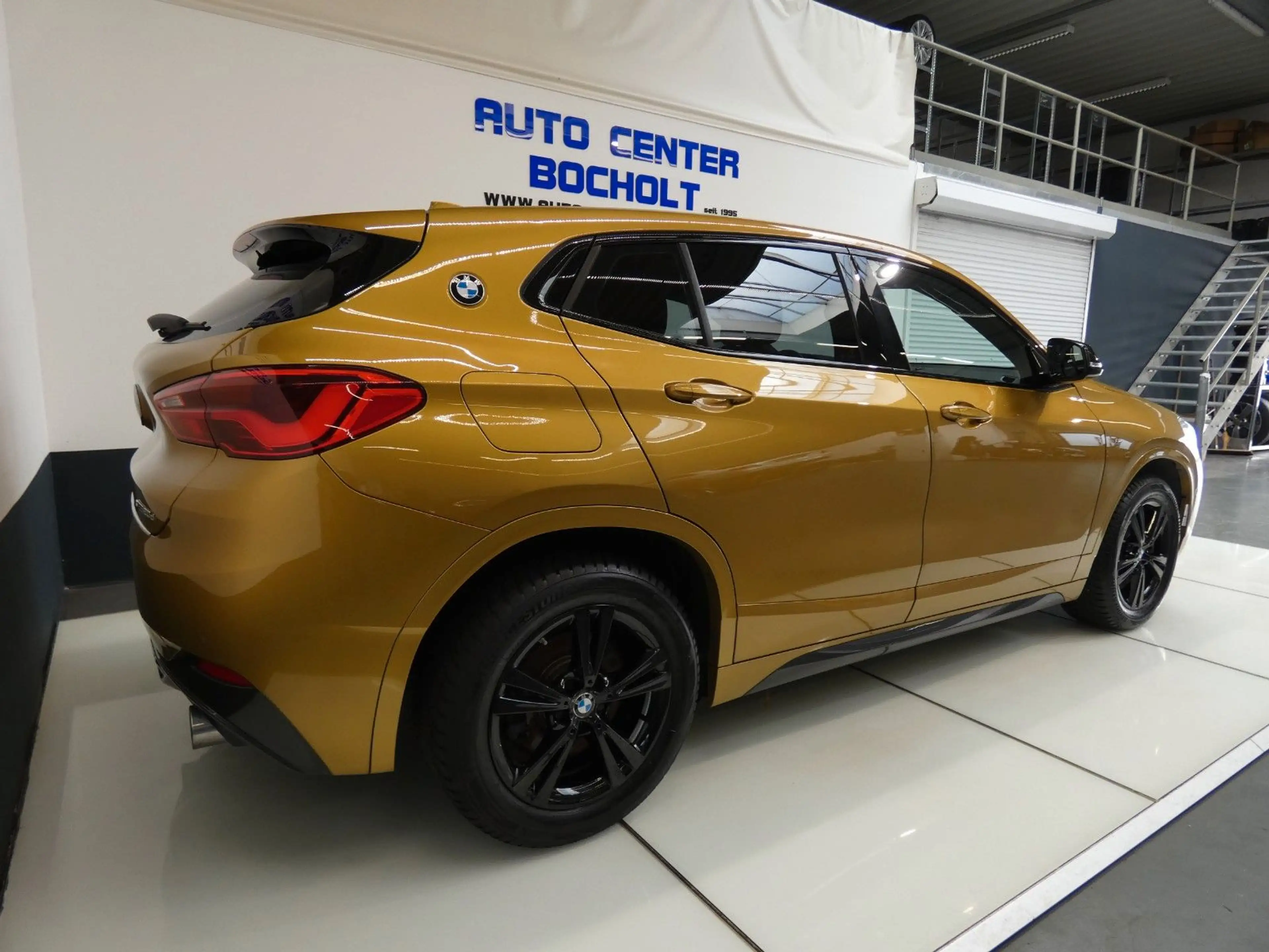 BMW X2 sDrive 20 d M Sport Paket*NaviProf*HUD*HiFi — photo 8