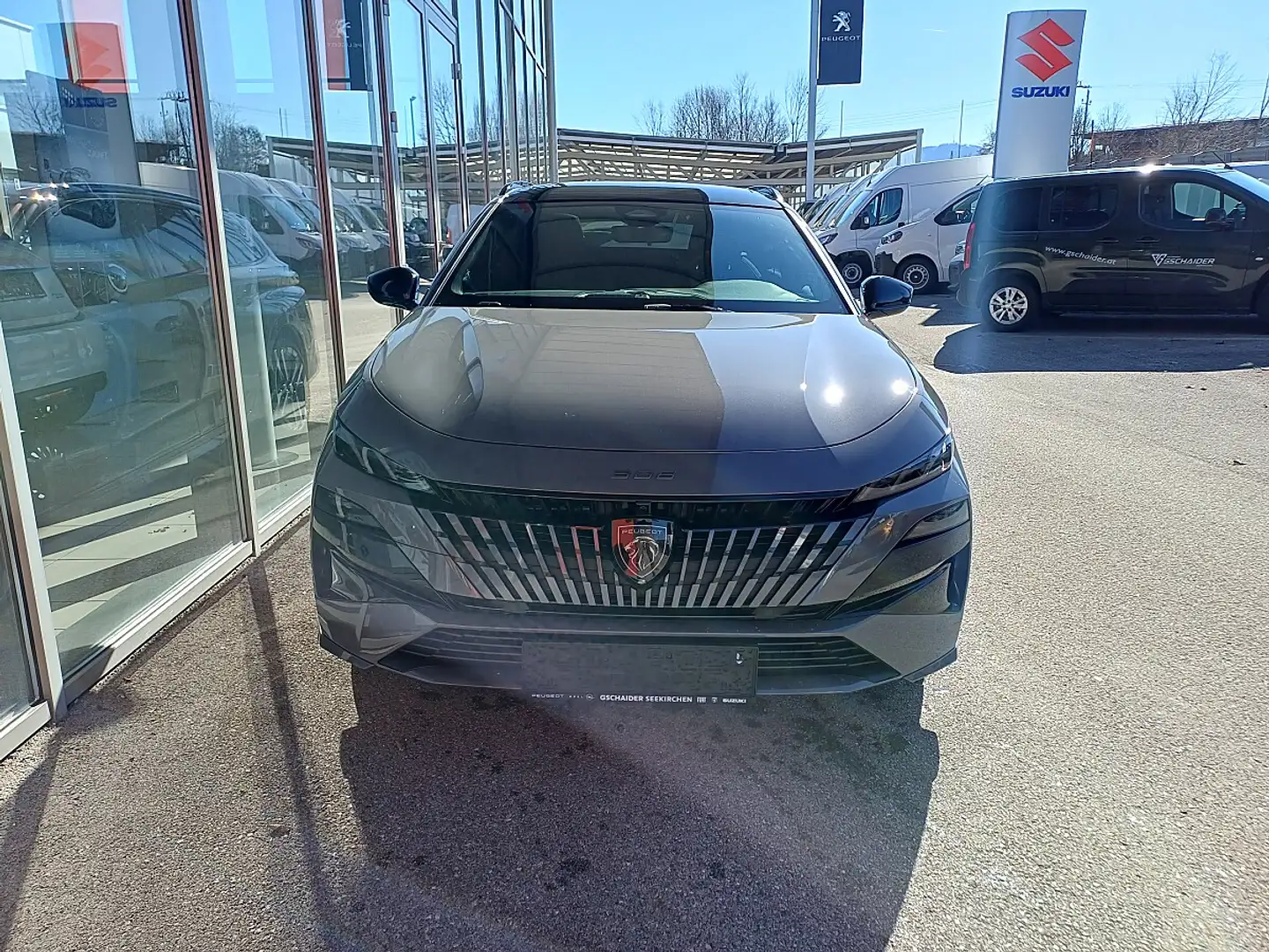 Peugeot 308 SW Hybrid 145 e-DSC6 GT Exclusive Grau - 2