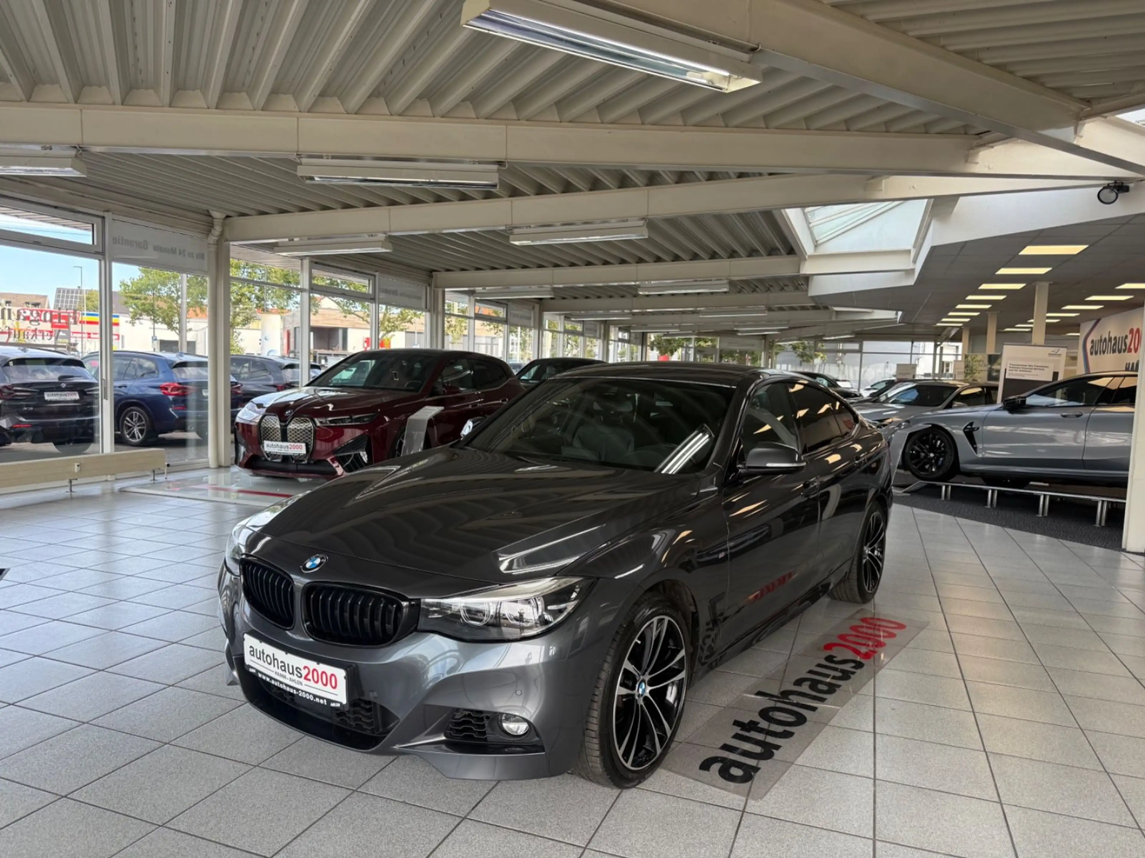 BMW 320 xDrive M Sportpaket AUT./LED — photo 4