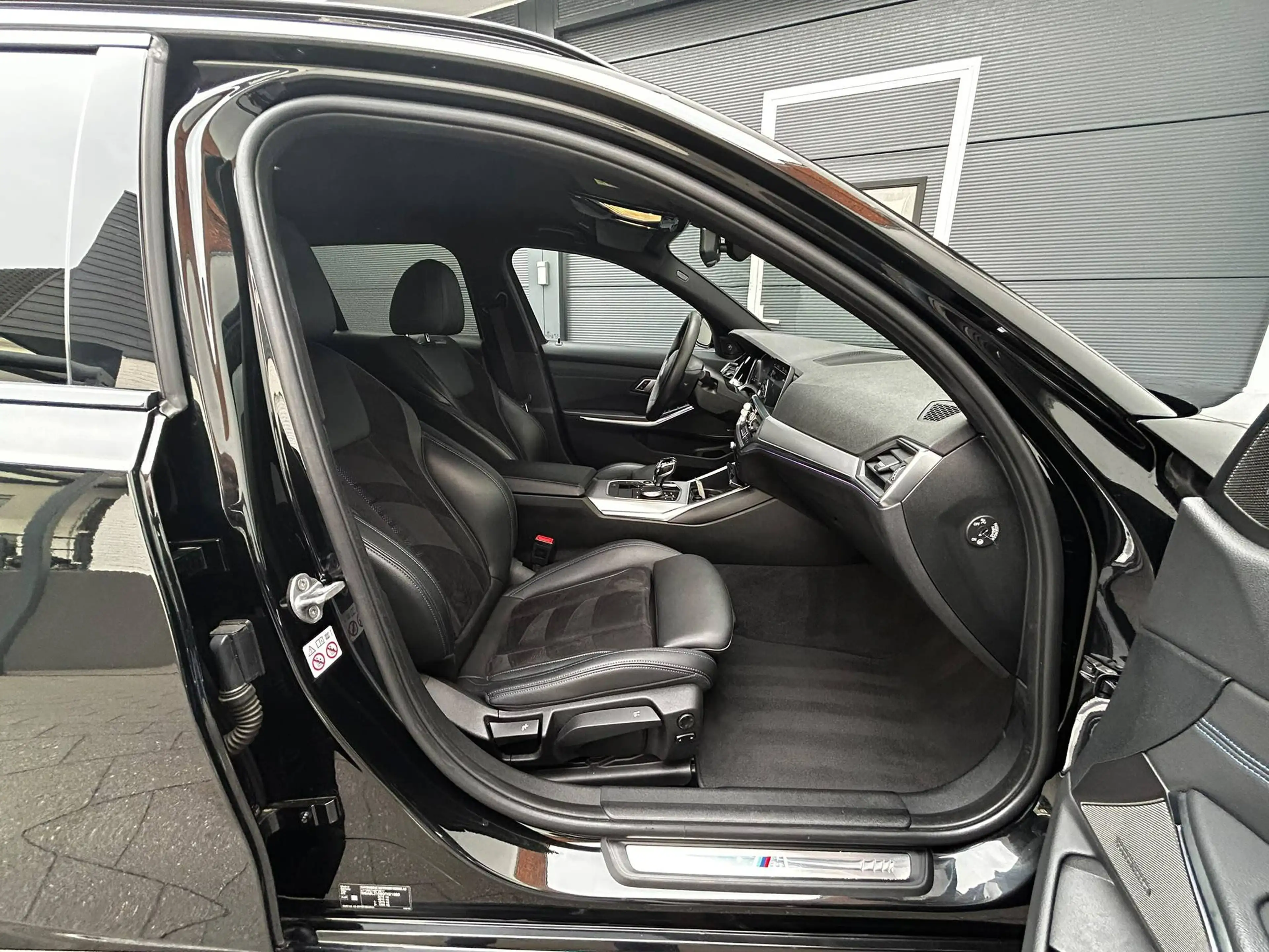 BMW 318 d Mhev M-Pack Harman kardon* Digi Cockpit* 1J Garantie — photo 5