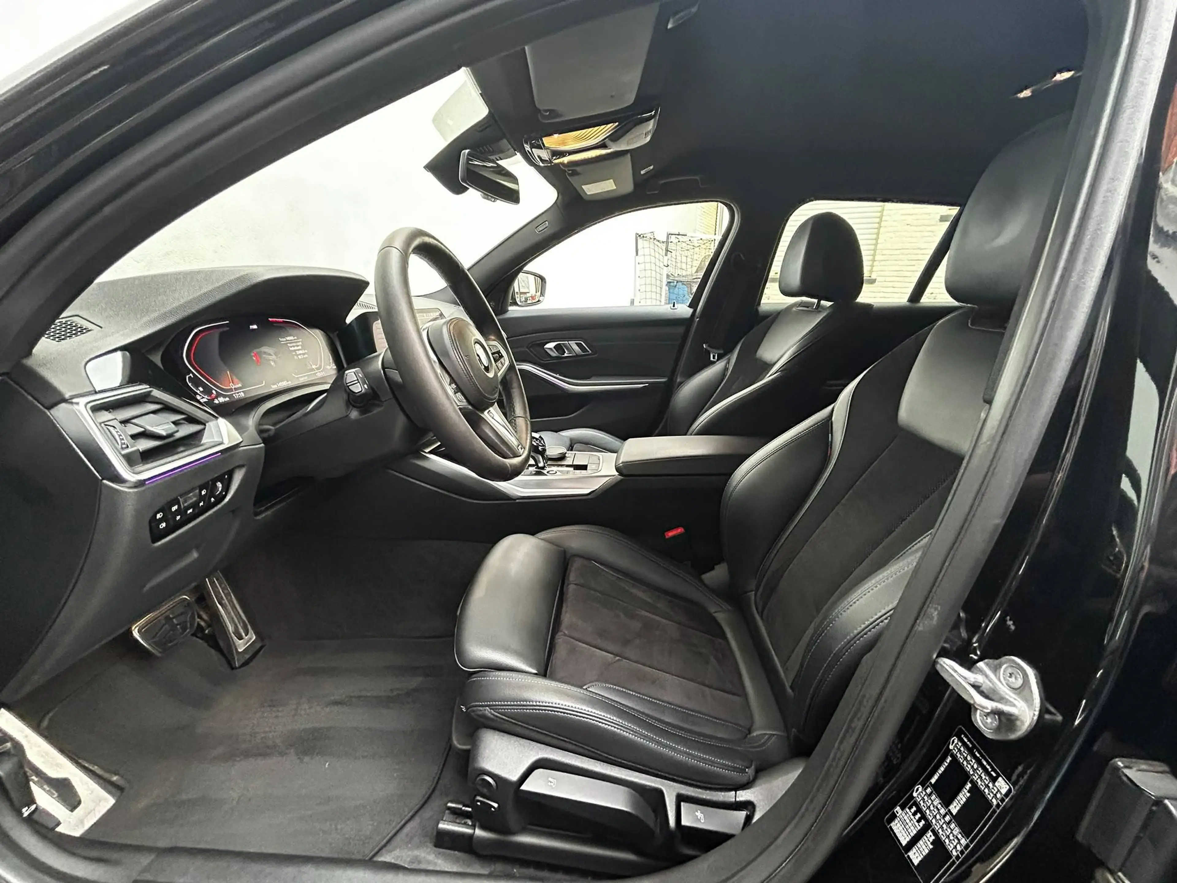 BMW 318 d Mhev M-Pack Harman kardon* Digi Cockpit* 1J Garantie — photo 3