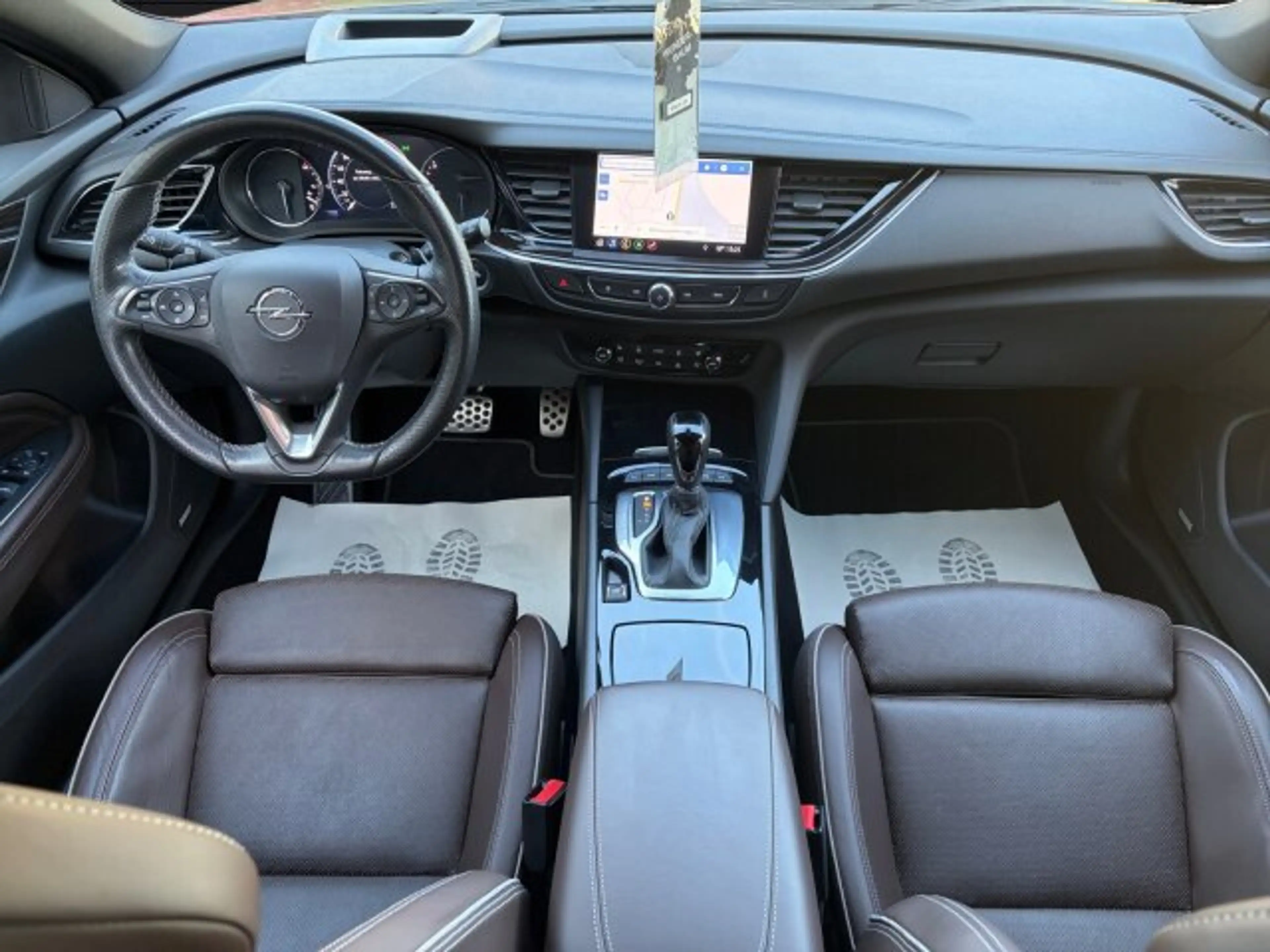 Opel Insignia Insignia 2.0 Turbo 4x4 GSi Automatik Leder 230PS — photo 12