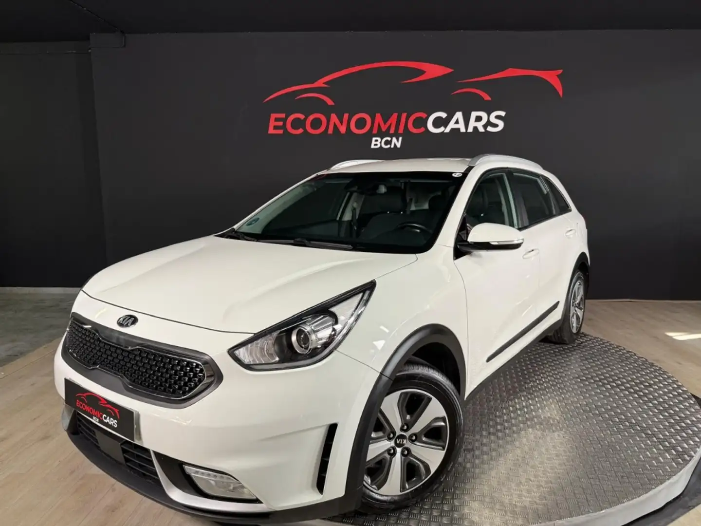 Kia Niro 1.6 HEV Drive Blanc - 1
