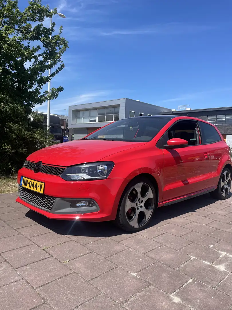 Volkswagen Polo 1.4 TSI GTI Rood - 1
