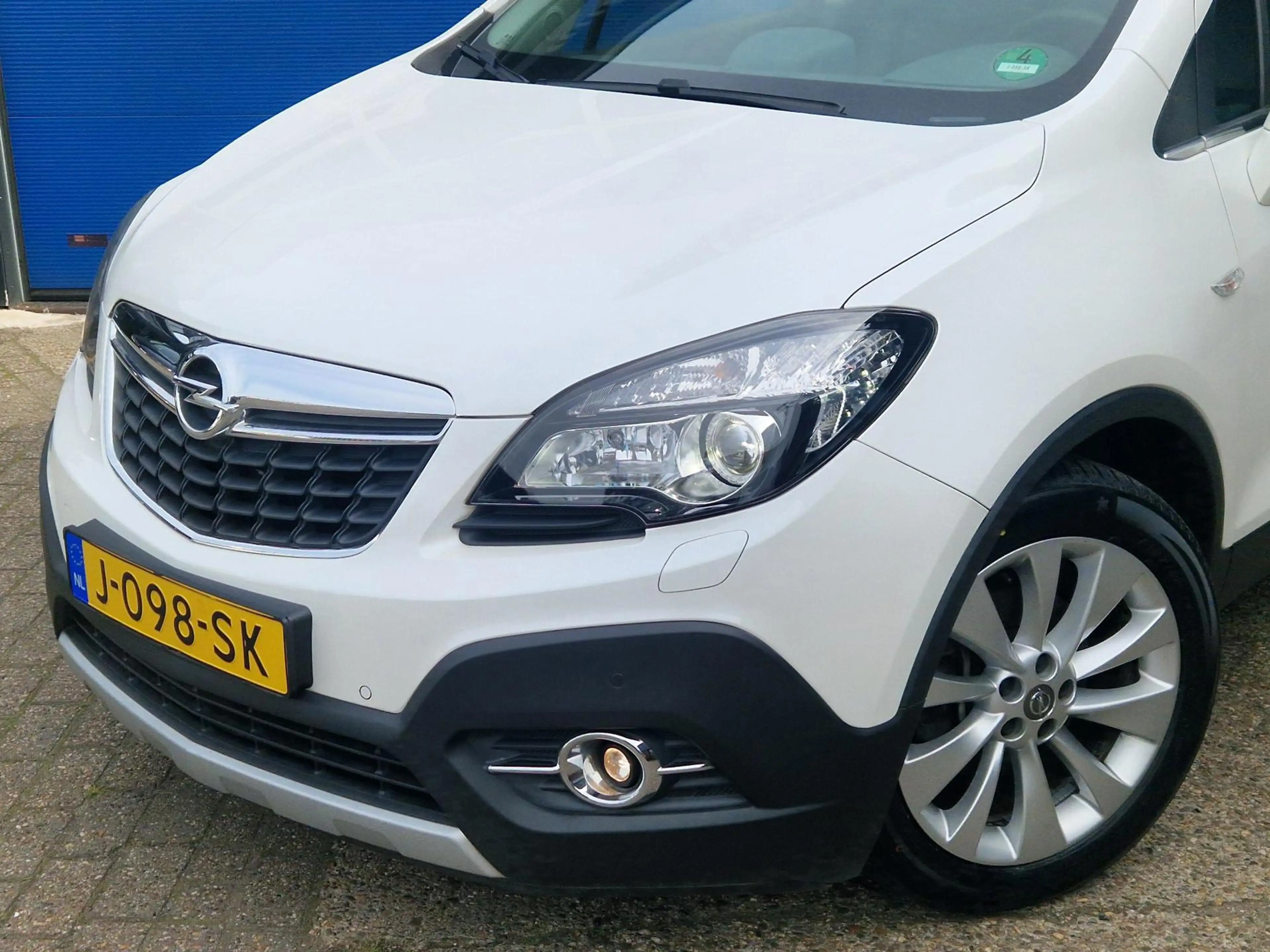 Opel Mokka 1.6 Cosmo / Trekhaak / Leder / Navigatie / Stoel-s — photo 6