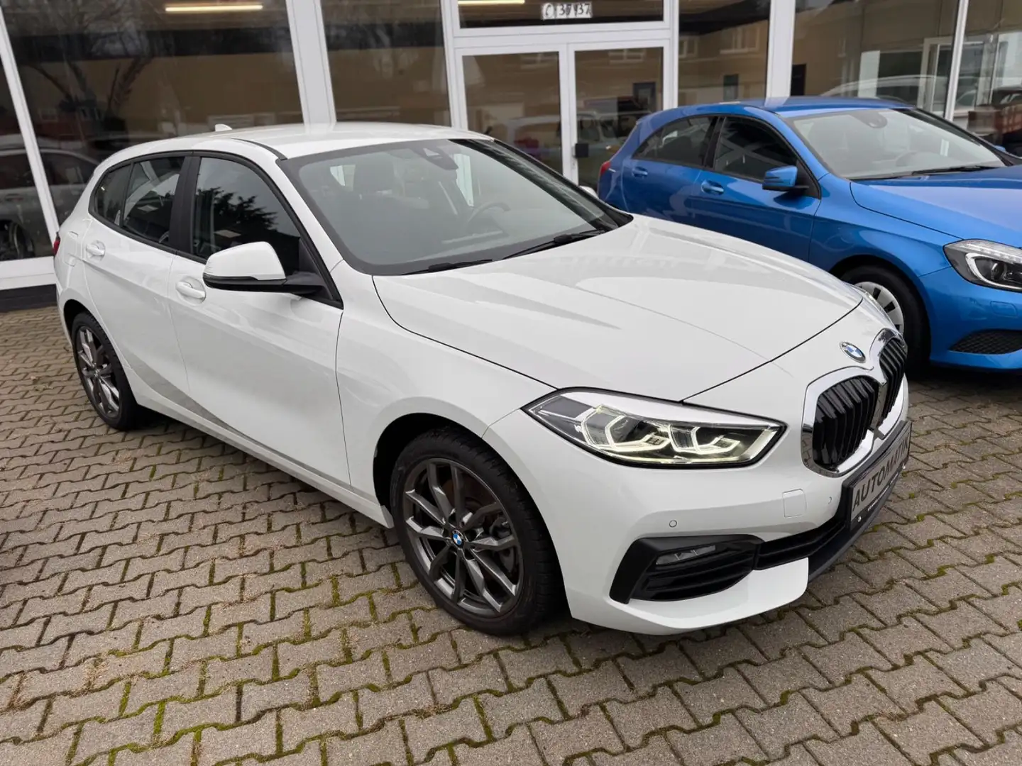 BMW 120 d Steptronic LED Hifi Navi Live Cockpit Prof Bianco - 1