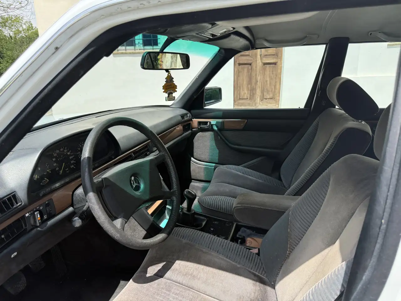 Mercedes-Benz S 300 SE, foto 9