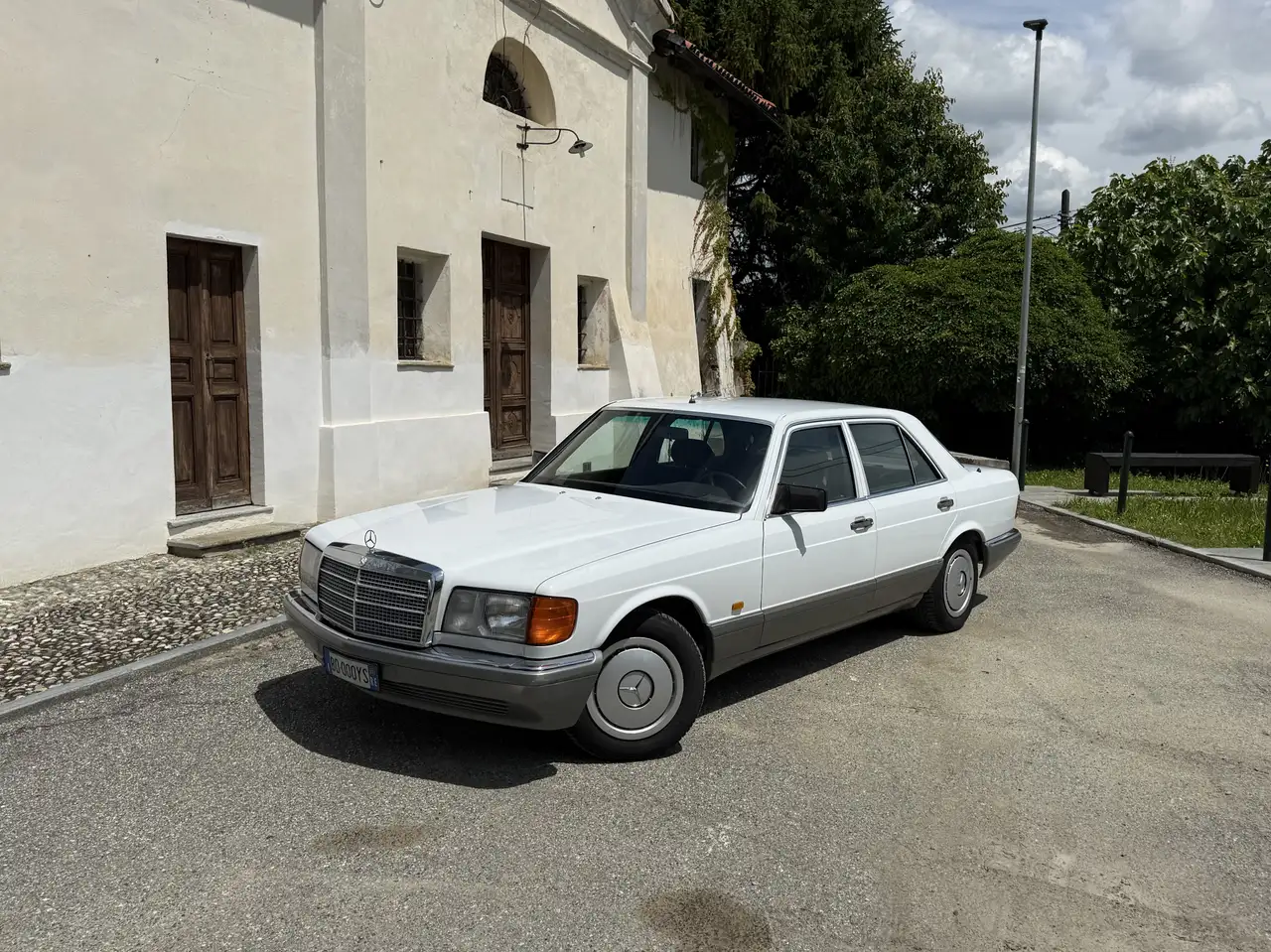 Mercedes-Benz S 300 SE, foto 1