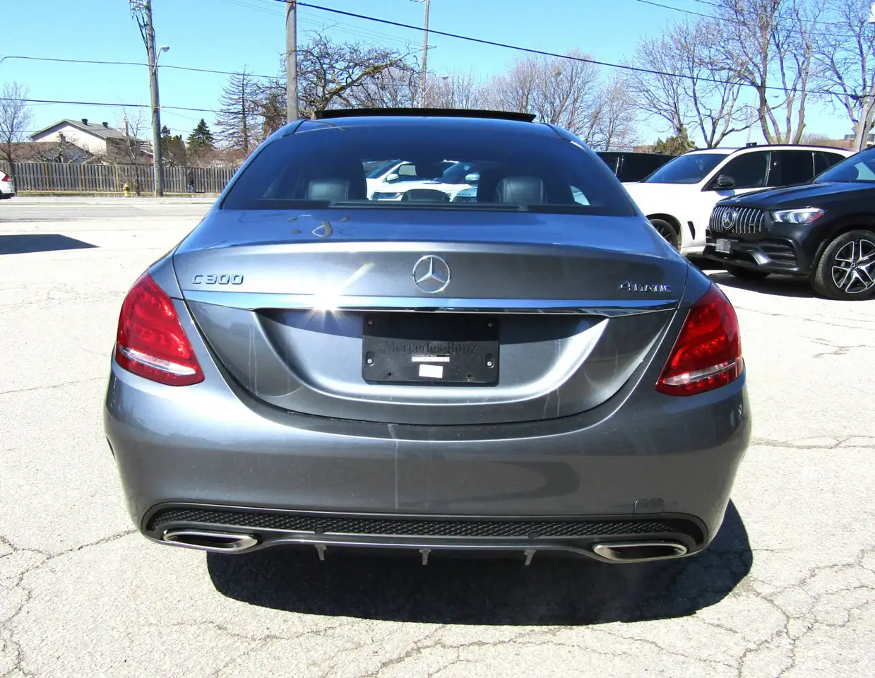Mercedes-Benz C-Class снимка Mercedes-Benz C-Class