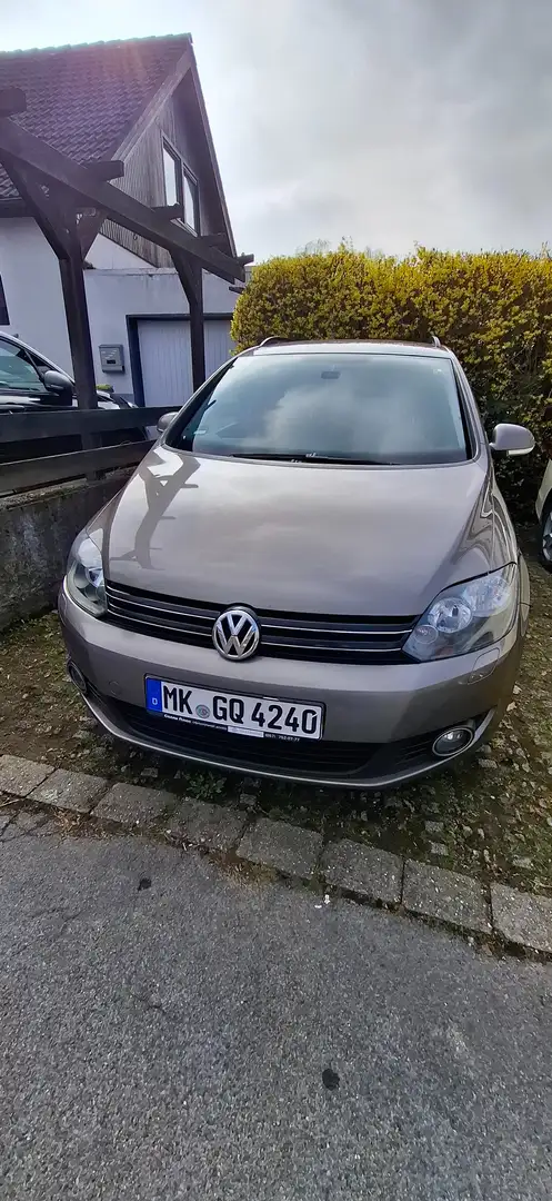 Volkswagen Golf Plus 1.4 TSI DSG Comfortline Braun - 1