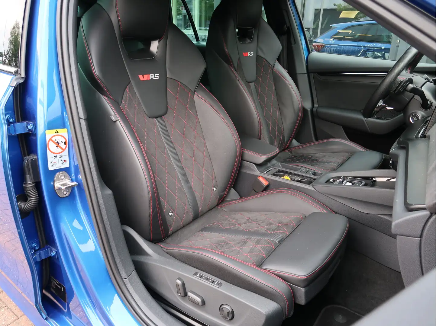 Skoda Octavia Combi 1.4 TSI RS iV PHEV Business Blauw - 2