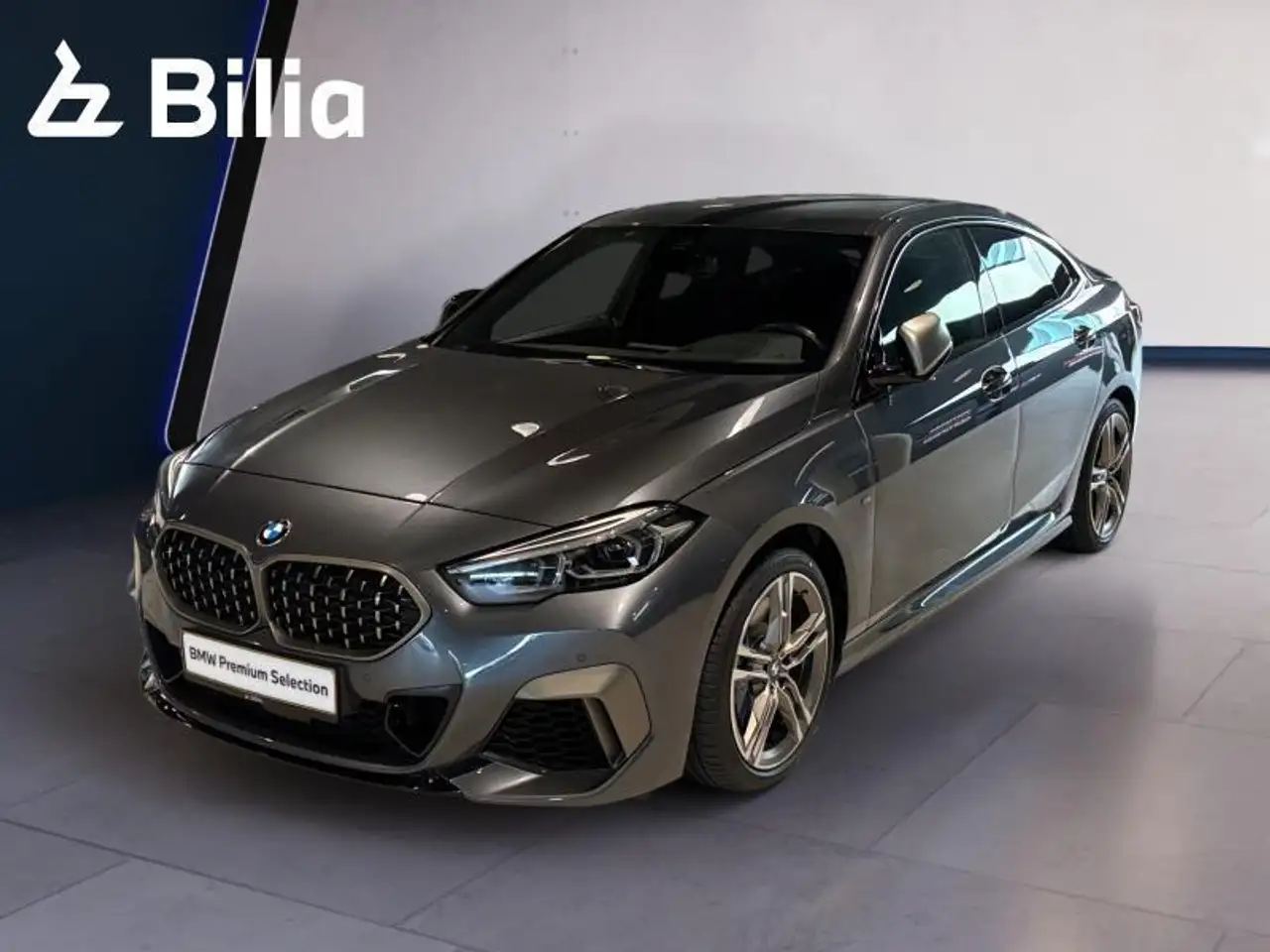 BMW 235