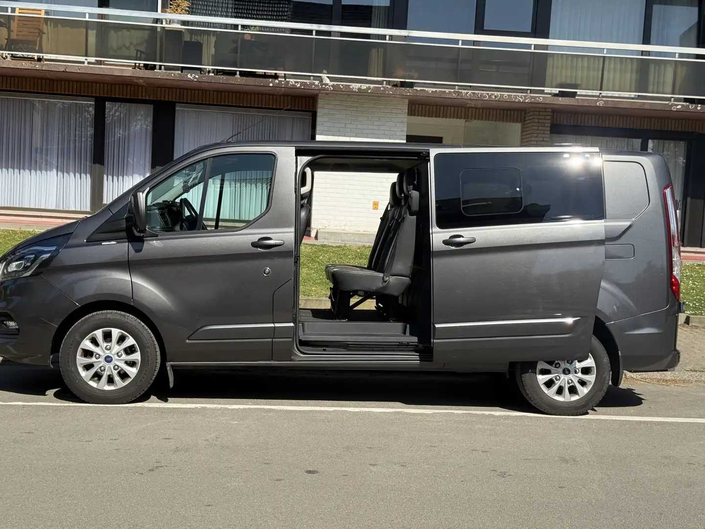Ford Transit Custom 2.0 TDCi L2H1 Active Multi S/S (EU6.2) - 2