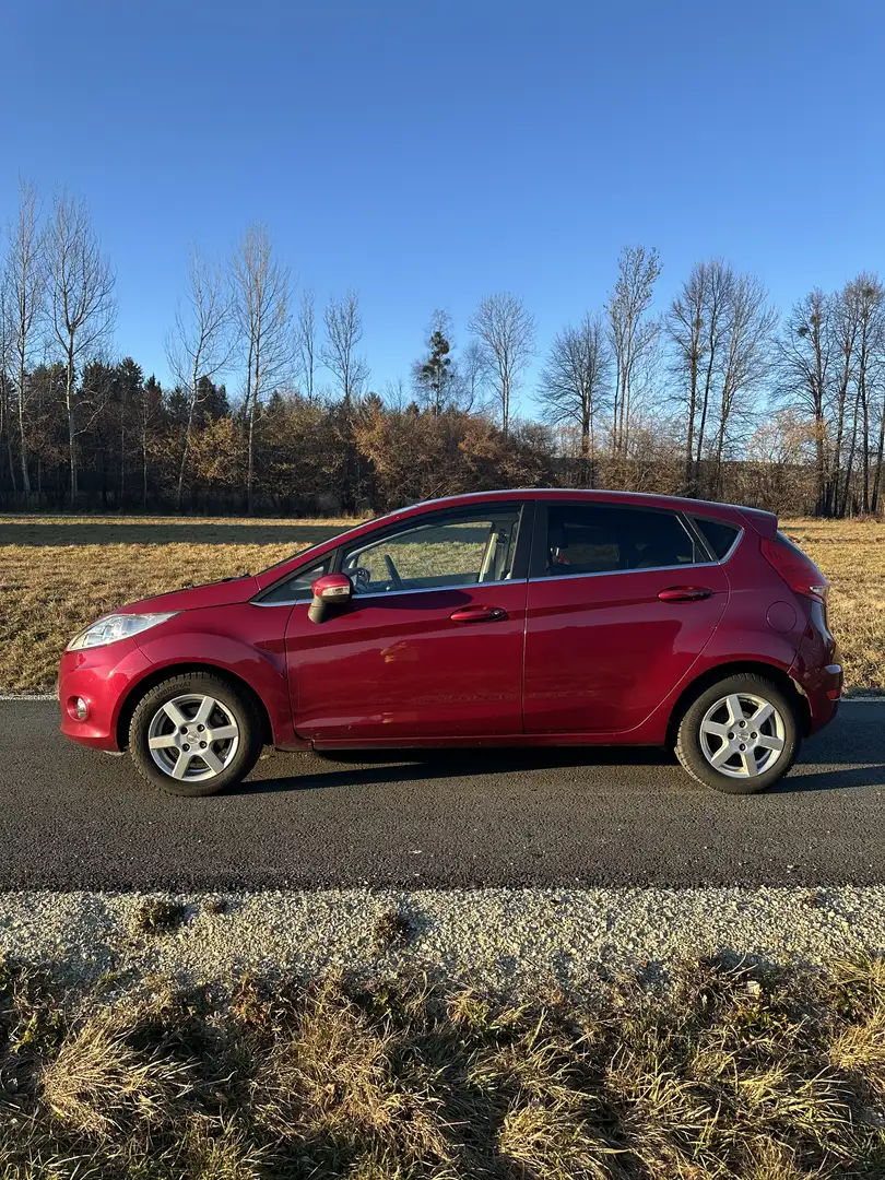 Ford Fiesta Fiesta Titanium 1,25Titanium Rot - 1
