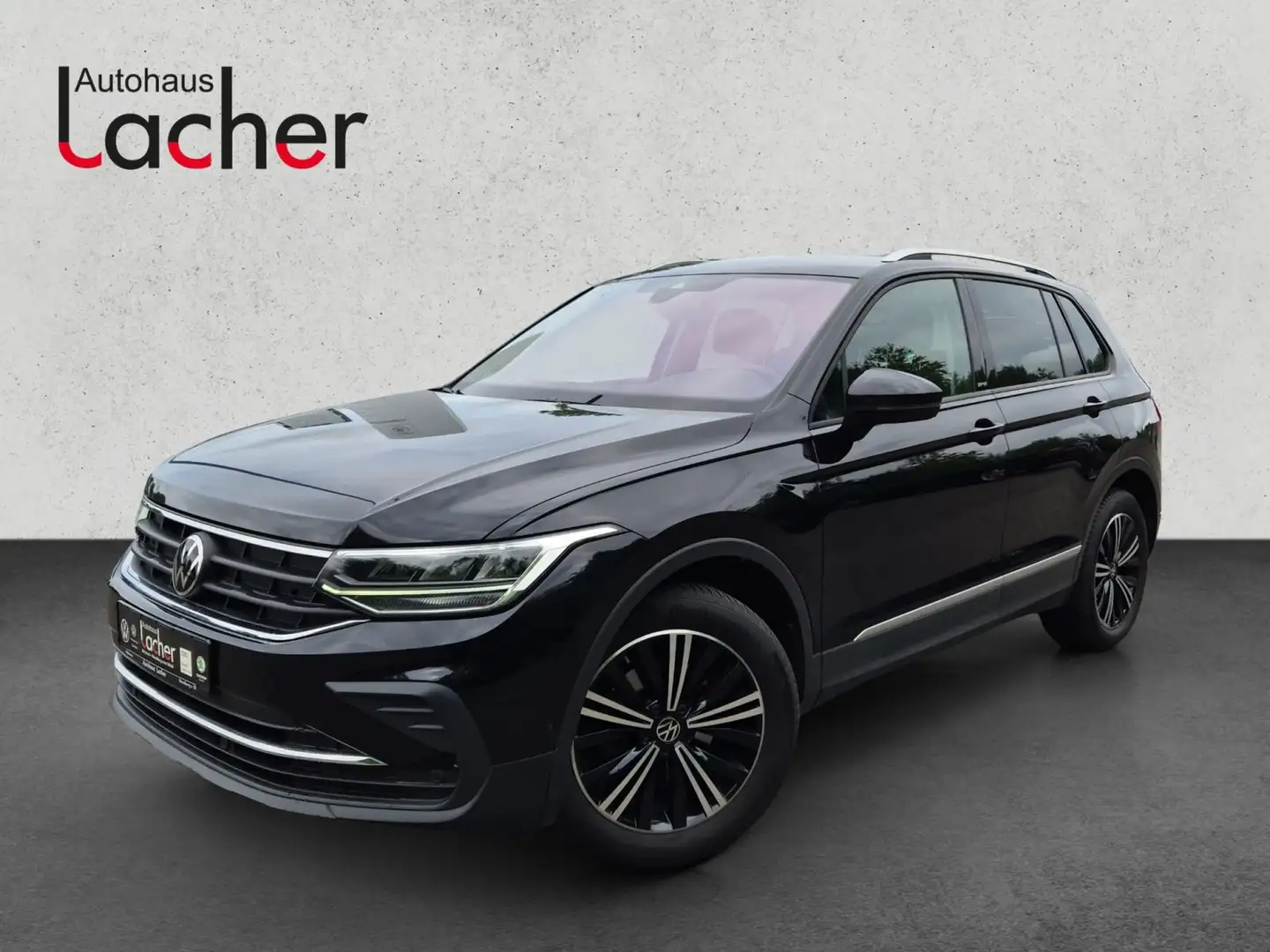 Volkswagen Tiguan Active 1.5 TSI Fekete - 2
