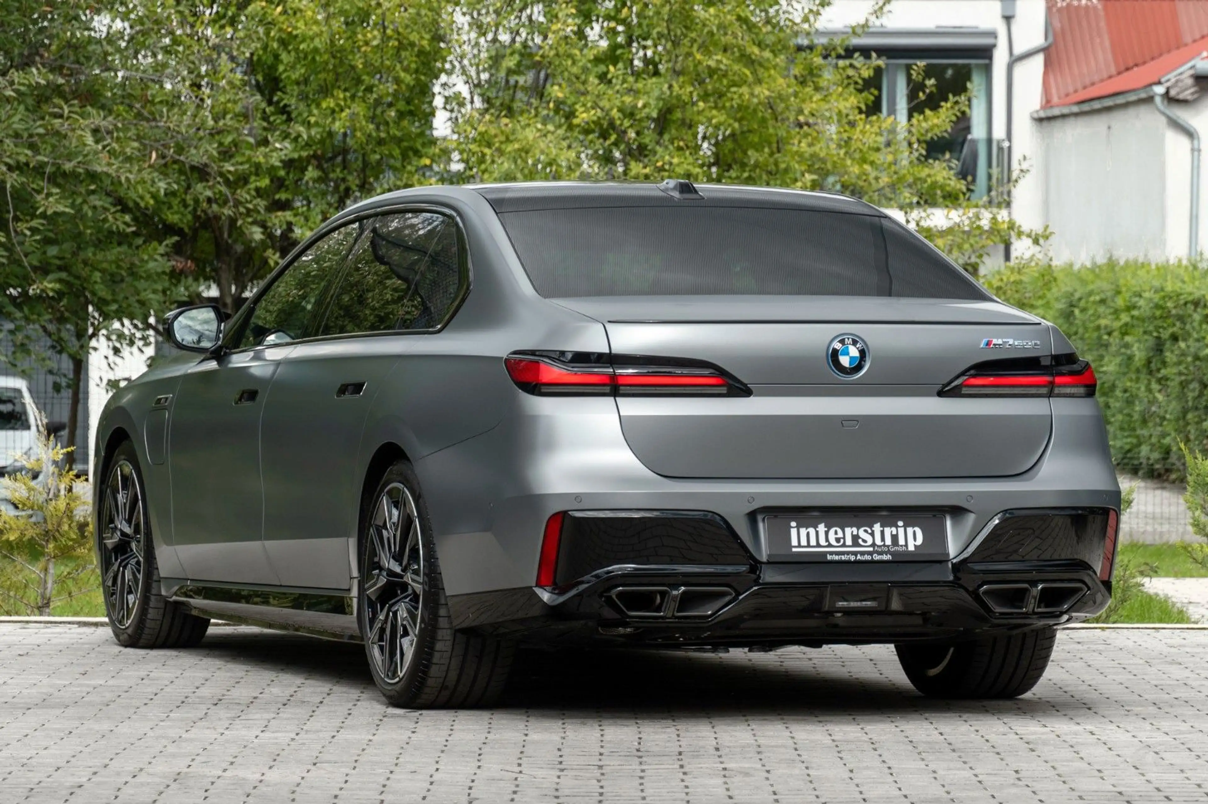 BMW 760 e INDIVIDUAL.M PERFORM.B&W.EX.DRIVE.5/100 — photo 4