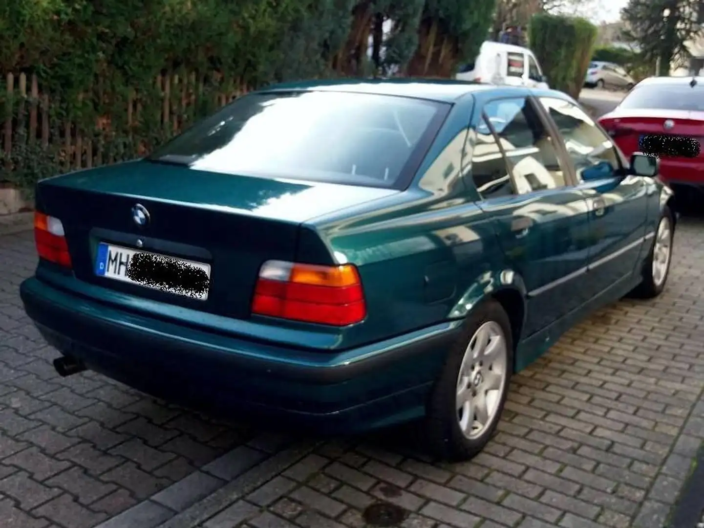 BMW 320 i Oldtimer E36 unfallfrei Erstlack lagunengrünm Zöld - 2