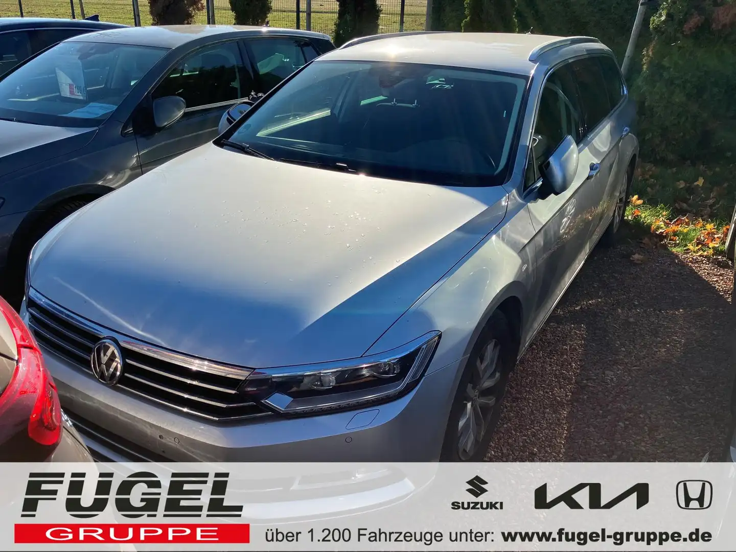 Volkswagen Passat Variant 2.0 TDI DSG Comfortline Matrix|Navi|SHZ Silber - 1