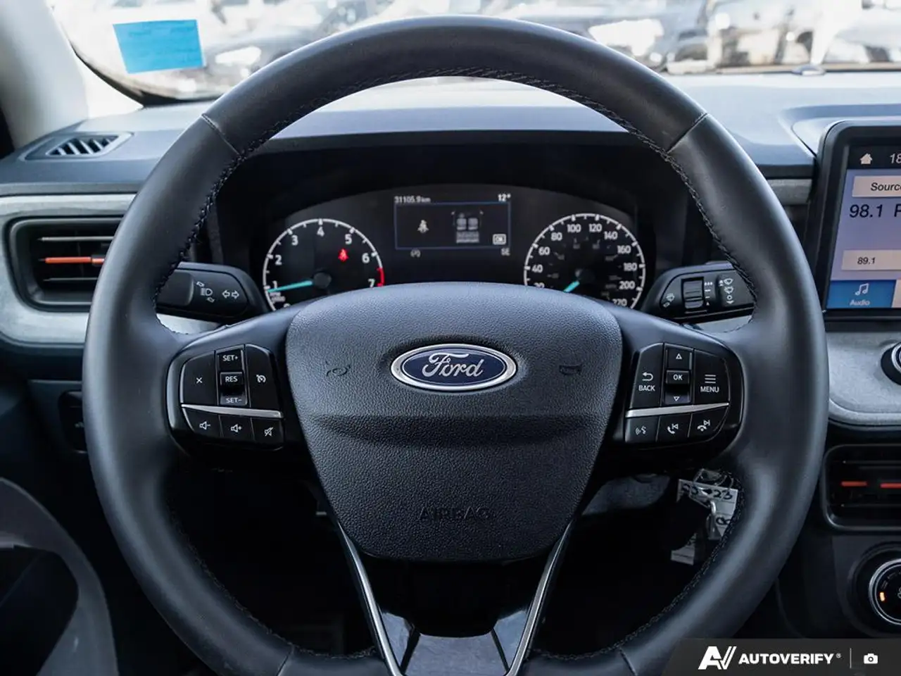 Ford Maverick снимка Ford Maverick