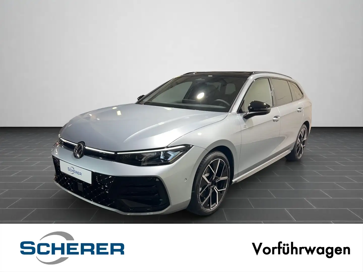 Volkswagen Passat R-Line 2,0 l TDI 150 PS DSG7 Silber - 1