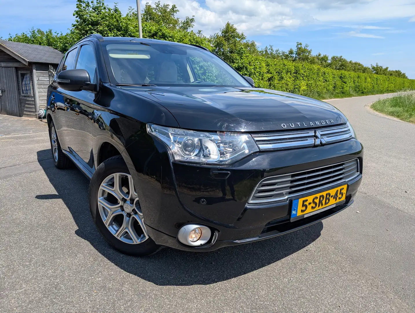 Mitsubishi Outlander Full options  2.0 PHEV 4WD Instyle+ Noir - 1