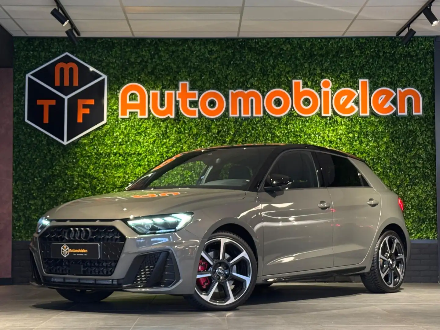 Audi A1 Sportback 40 TFSI 200 PK 3x S-LINE |SFEERVERL.|MAT Grijs - 1