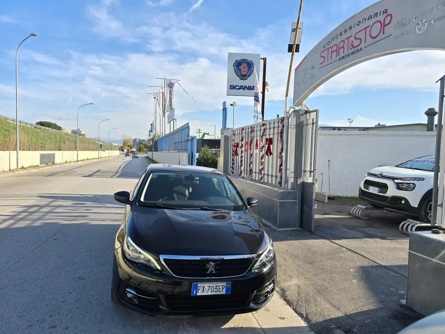 Peugeot 308 Peugeot 308 BlueHDi 130 S&S Allure Noir - 2