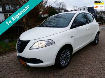 0.9 TwinAir Elefantino Plus 80pk 1e eig. Automaat