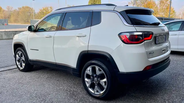 Jeep Compass view 6