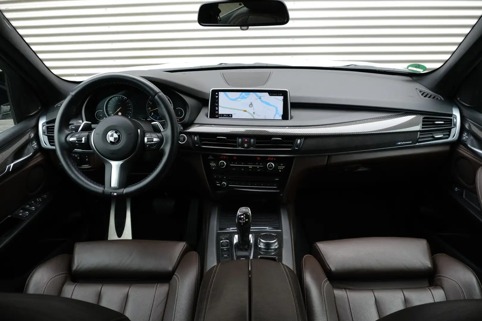 BMW X5 xDrive35i High Executive M Performance HUD PANO TR White - 2